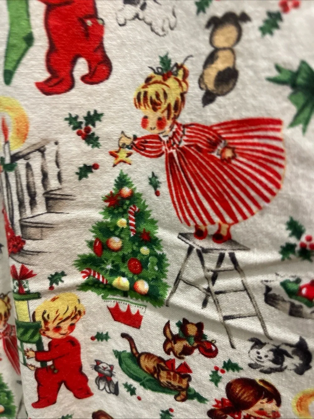 Vintage 60s RARE HTF Pattern Holiday Throw Blanket or material 26” x 32”